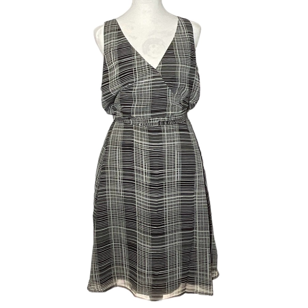 Andeawy Lady’s Blc/Wht Sz M Dress. New Without a‎ Tag Wanted To Ware but didn’t.